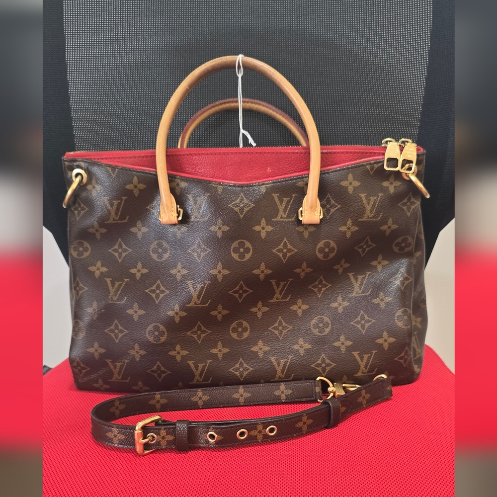 Louis Vuitton Brown Monogram Shoulder Bag with Vachetta Leather Pallas